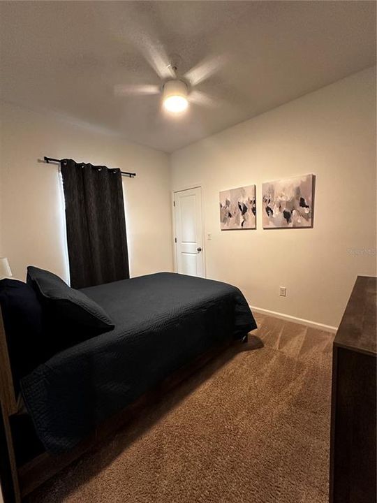 Под контрактом: $1,895 (3 спален, 2 ванн, 1365 Квадратных фут)