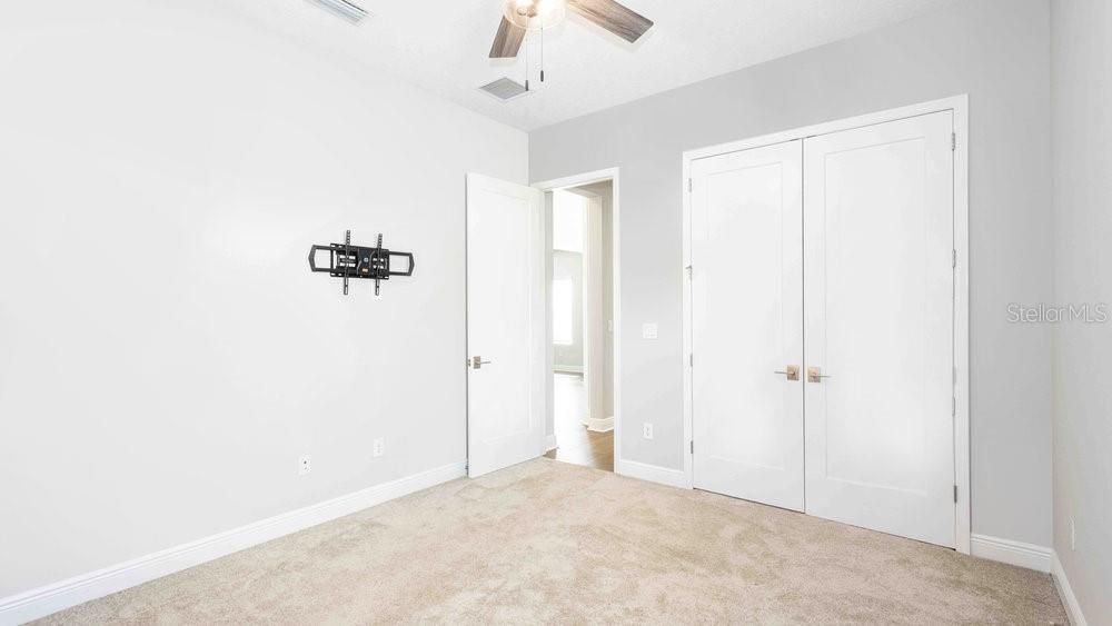 En Venta: $999,900 (5 camas, 4 baños, 4602 Pies cuadrados)