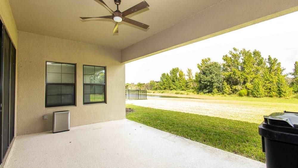 En Venta: $999,900 (5 camas, 4 baños, 4602 Pies cuadrados)