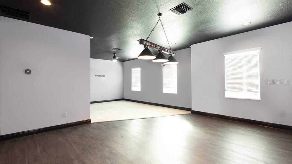 En Venta: $999,900 (5 camas, 4 baños, 4602 Pies cuadrados)