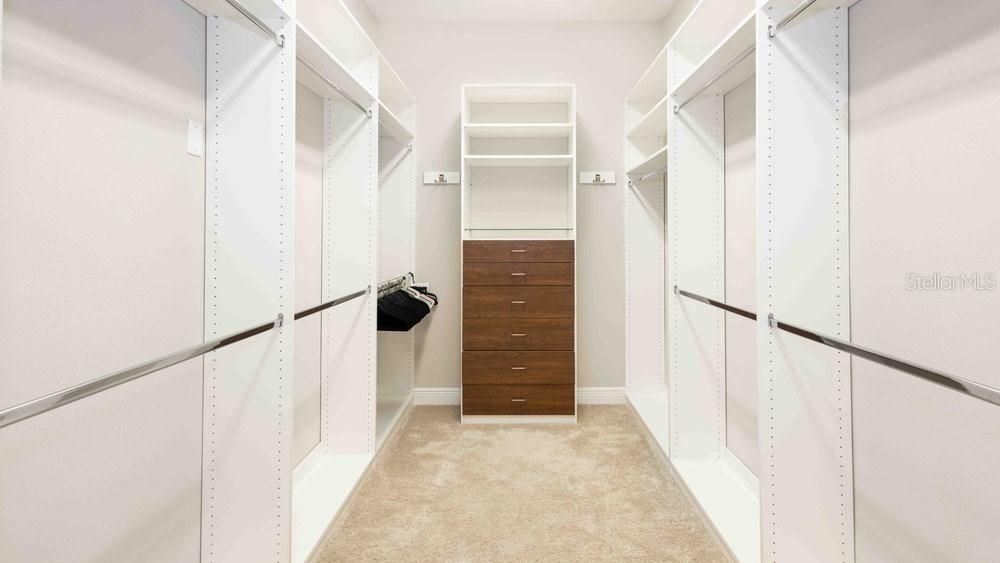 En Venta: $999,900 (5 camas, 4 baños, 4602 Pies cuadrados)