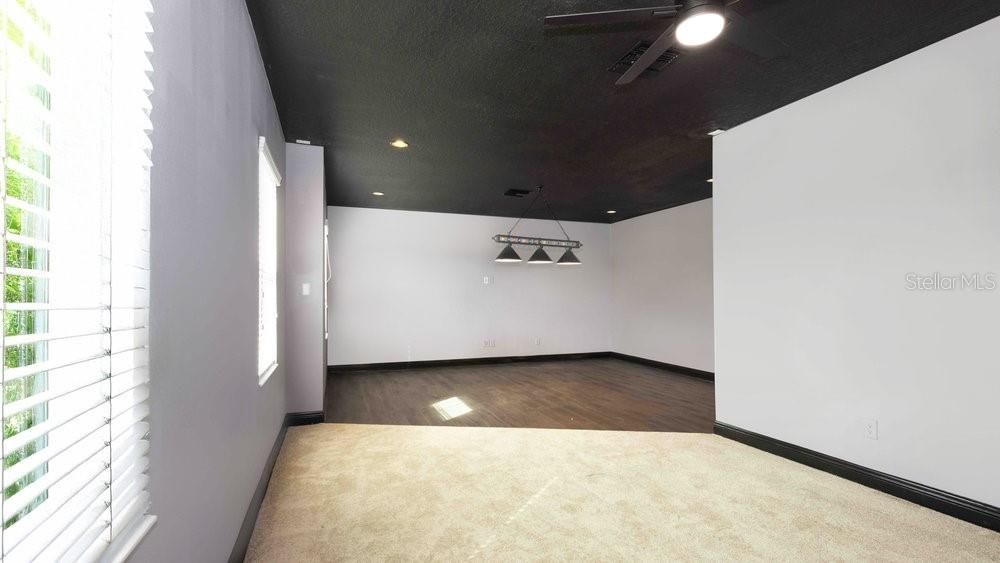 En Venta: $999,900 (5 camas, 4 baños, 4602 Pies cuadrados)