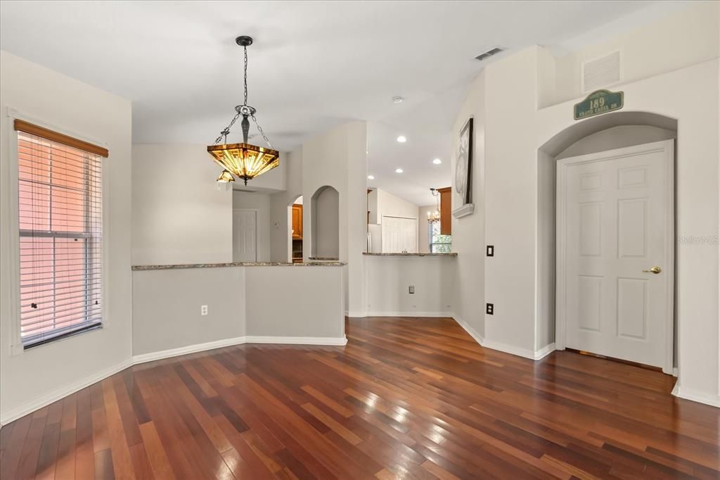 Active With Contract: $240,000 (2 beds, 2 baths, 1240 Square Feet)