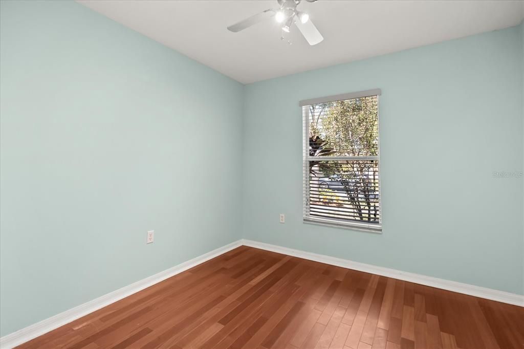 Active With Contract: $240,000 (2 beds, 2 baths, 1240 Square Feet)