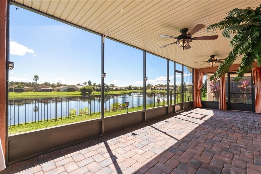 Active With Contract: $240,000 (2 beds, 2 baths, 1240 Square Feet)