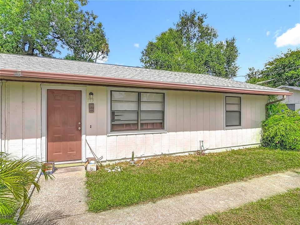 Activo con contrato: $280,000 (4 camas, 0 baños, 1920 Pies cuadrados)