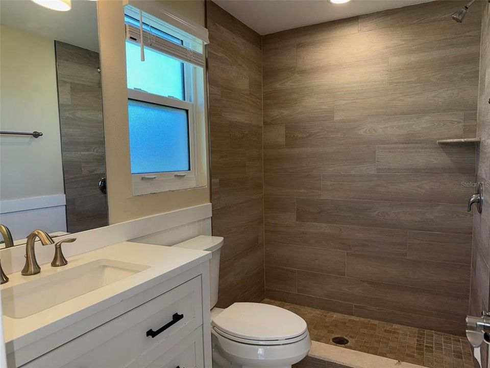 For Rent: $1,525 (2 beds, 2 baths, 1042 Square Feet)