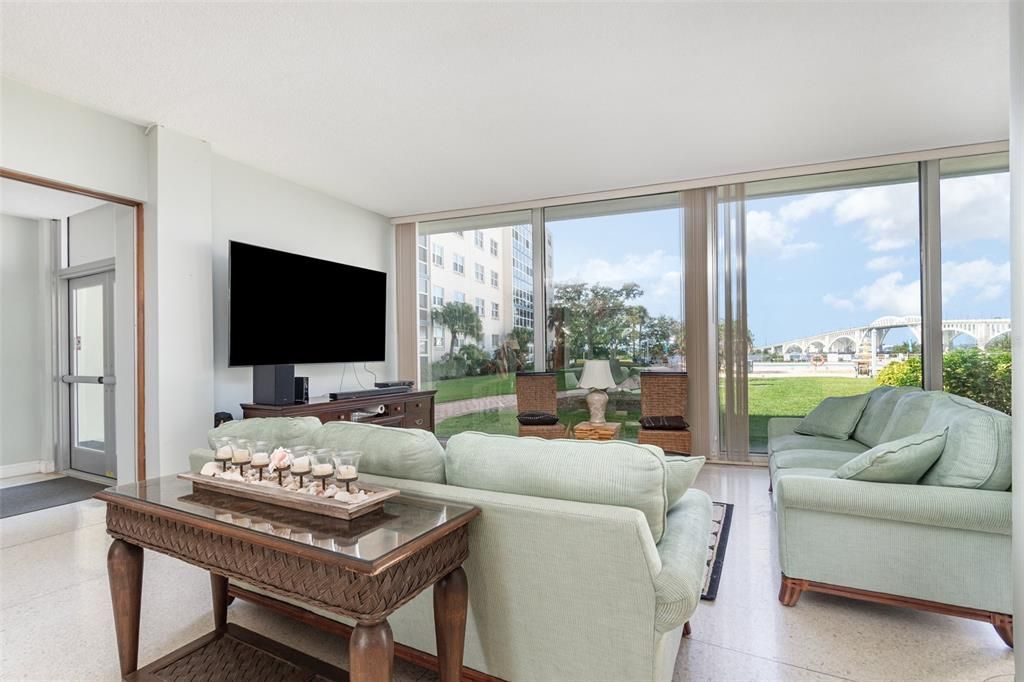 En Venta: $149,000 (1 camas, 1 baños, 820 Pies cuadrados)