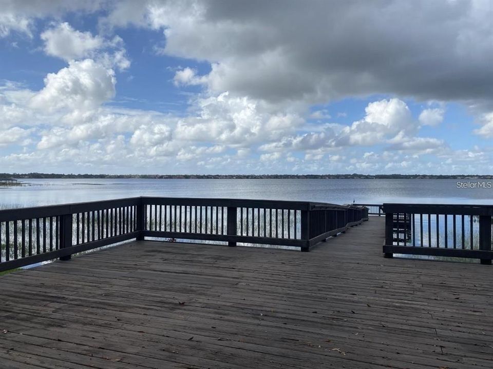 For Rent: $1,900 (2 beds, 2 baths, 1003 Square Feet)