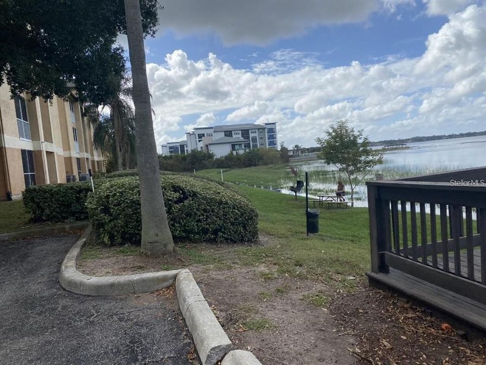 For Rent: $1,900 (2 beds, 2 baths, 1003 Square Feet)