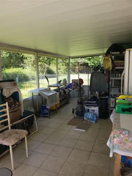 合同活跃: $319,000 (3 贝兹, 2 浴室, 1333 平方英尺)