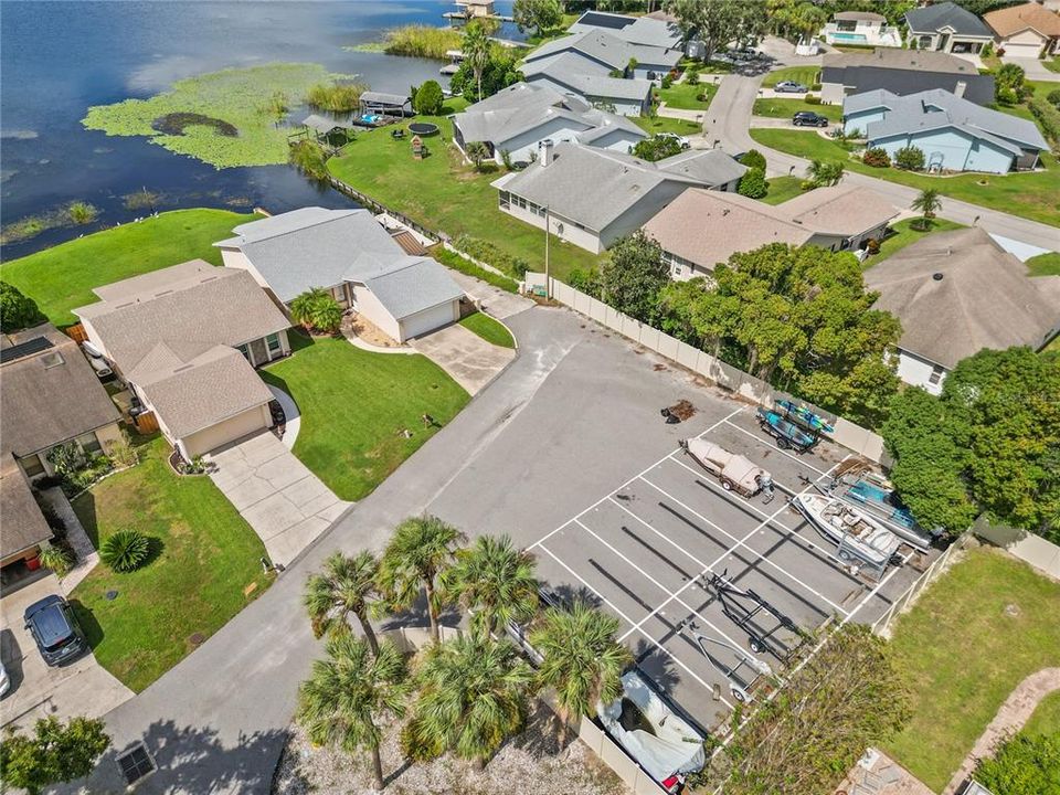 En Venta: $233,000 (2 camas, 2 baños, 1366 Pies cuadrados)