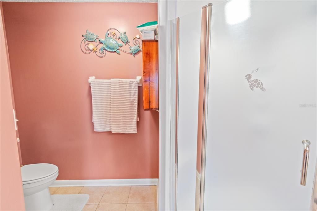 En Venta: $233,000 (2 camas, 2 baños, 1366 Pies cuadrados)