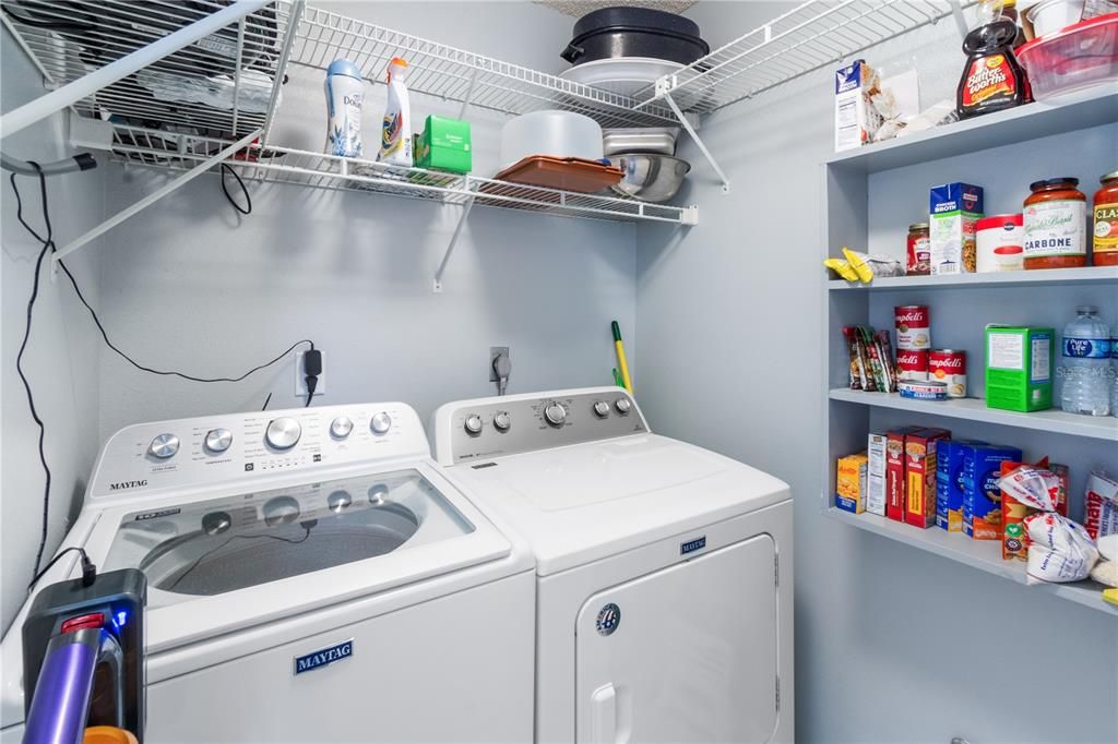 En Venta: $233,000 (2 camas, 2 baños, 1366 Pies cuadrados)