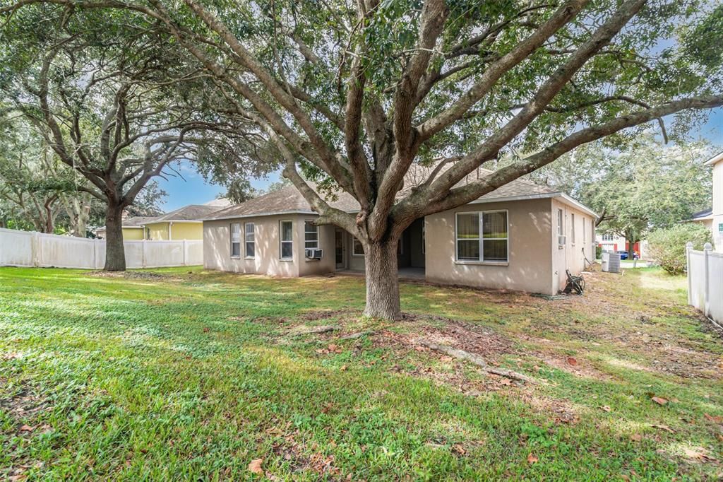 For Sale: $439,000 (3 beds, 2 baths, 2419 Square Feet)
