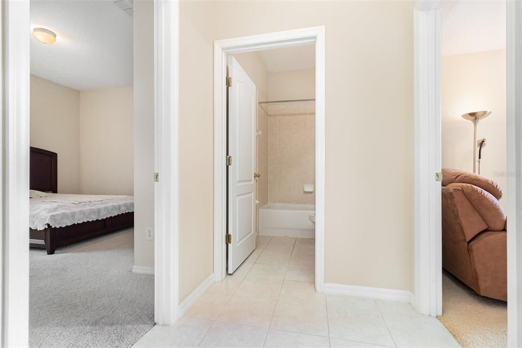 For Sale: $439,000 (3 beds, 2 baths, 2419 Square Feet)