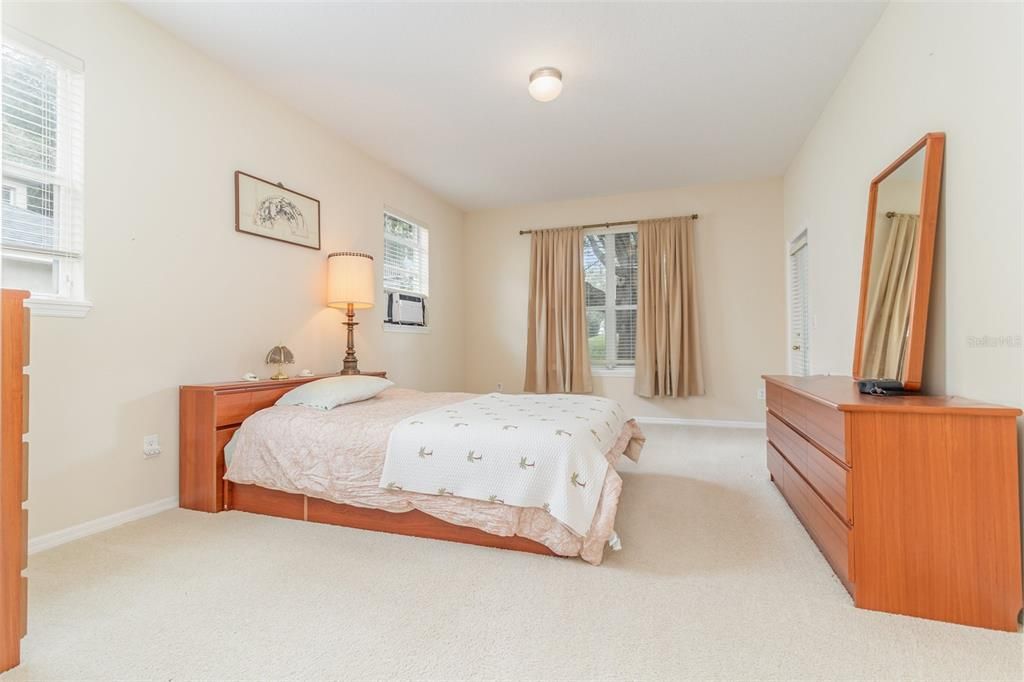 For Sale: $439,000 (3 beds, 2 baths, 2419 Square Feet)