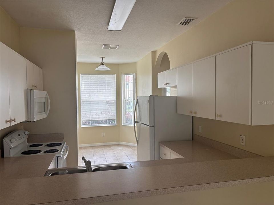 For Rent: $1,695 (3 beds, 2 baths, 1468 Square Feet)