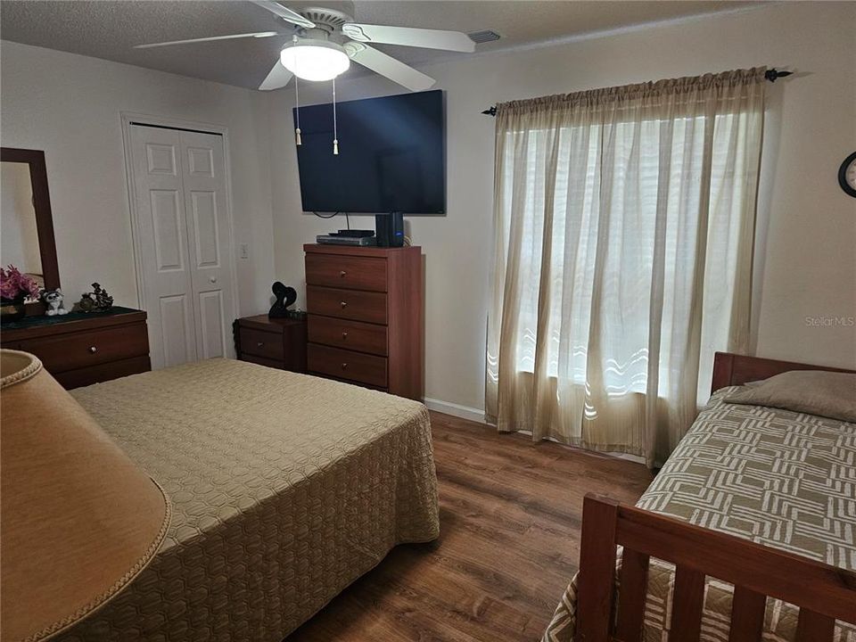 Active With Contract: $349,999 (3 beds, 2 baths, 1854 Square Feet)