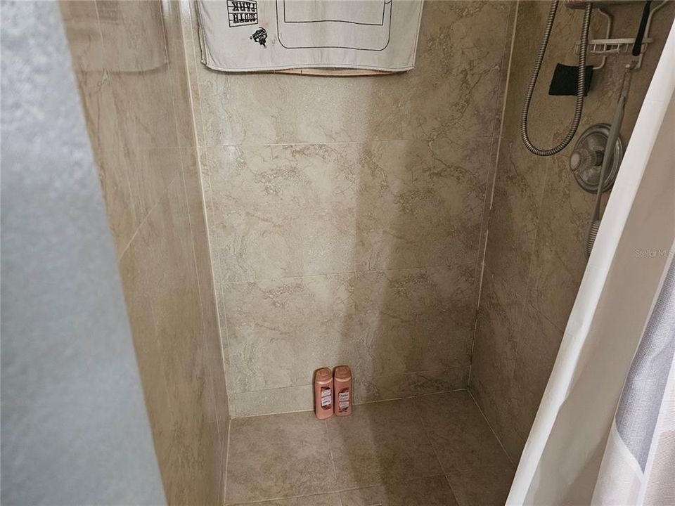 Active With Contract: $349,999 (3 beds, 2 baths, 1854 Square Feet)