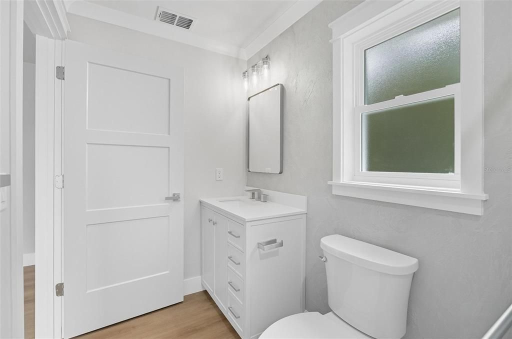 待售: $579,900 (6 贝兹, 0 浴室, 2622 平方英尺)