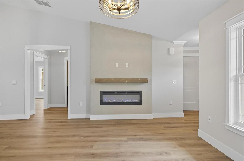 待售: $579,900 (6 贝兹, 0 浴室, 2622 平方英尺)