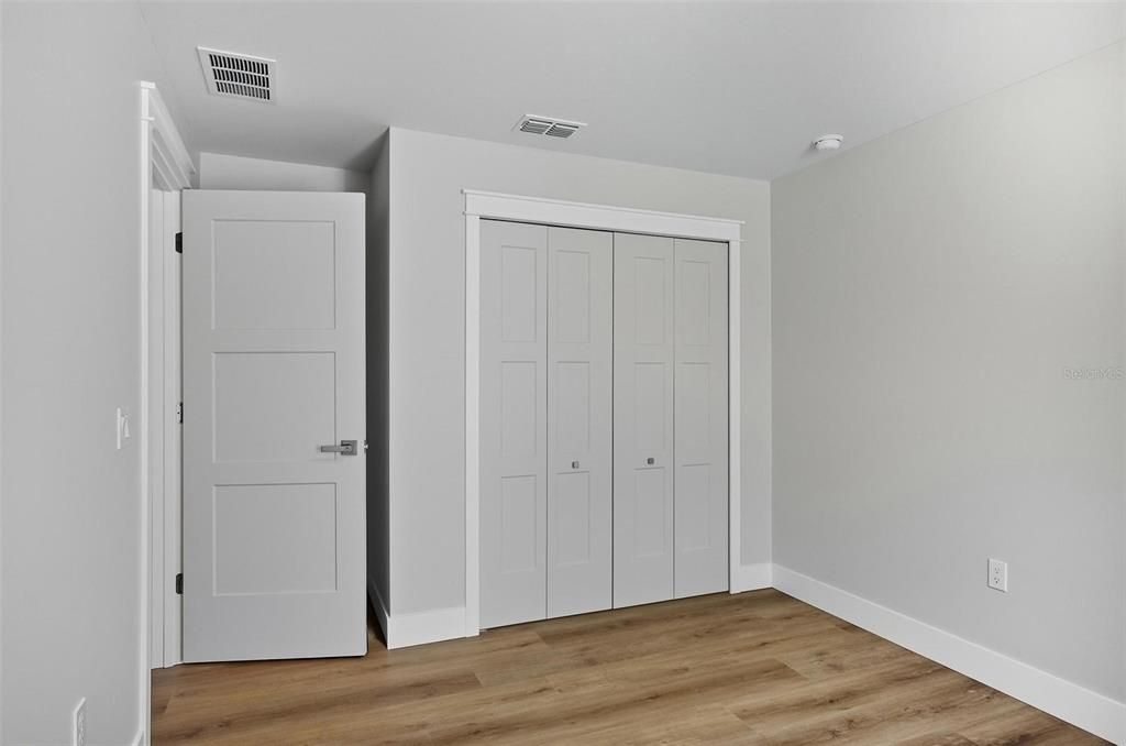 待售: $579,900 (6 贝兹, 0 浴室, 2622 平方英尺)