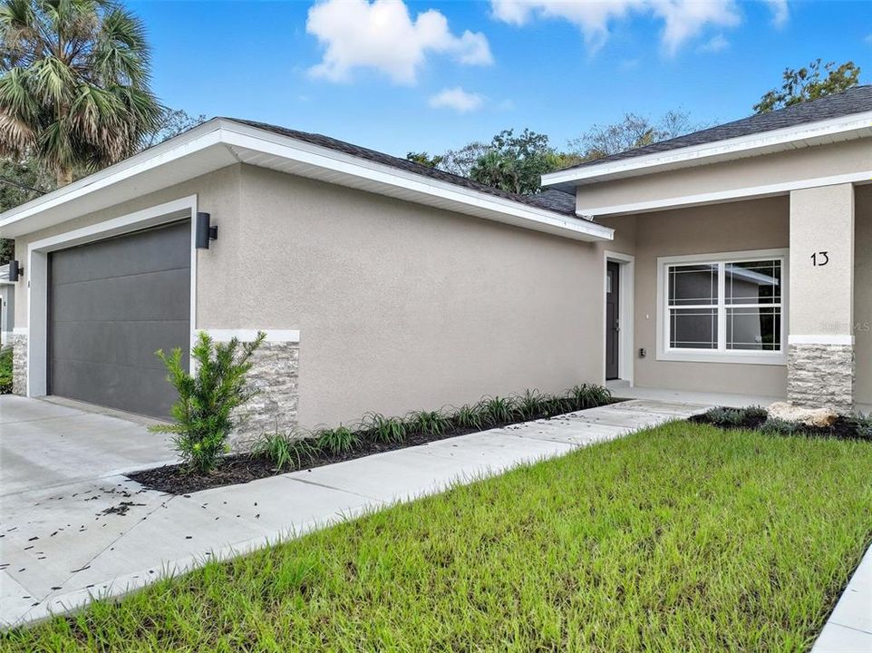 待售: $579,900 (6 贝兹, 0 浴室, 2622 平方英尺)