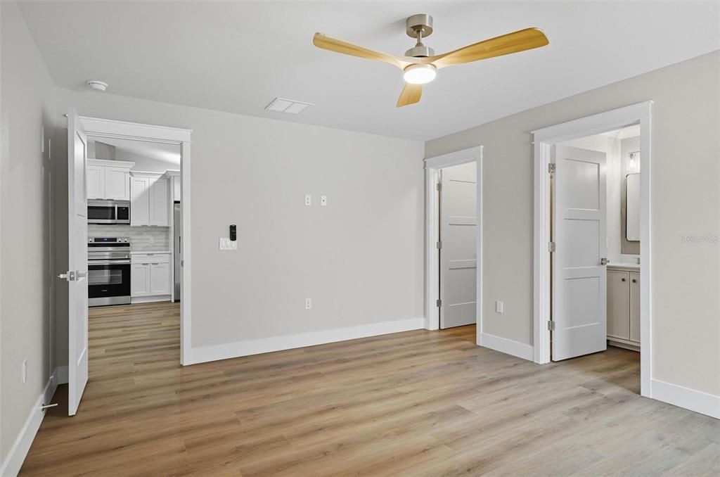 待售: $579,900 (6 贝兹, 0 浴室, 2622 平方英尺)