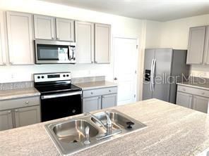 For Rent: $2,700 (4 beds, 2 baths, 2328 Square Feet)