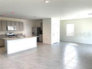 For Rent: $2,700 (4 beds, 2 baths, 2328 Square Feet)