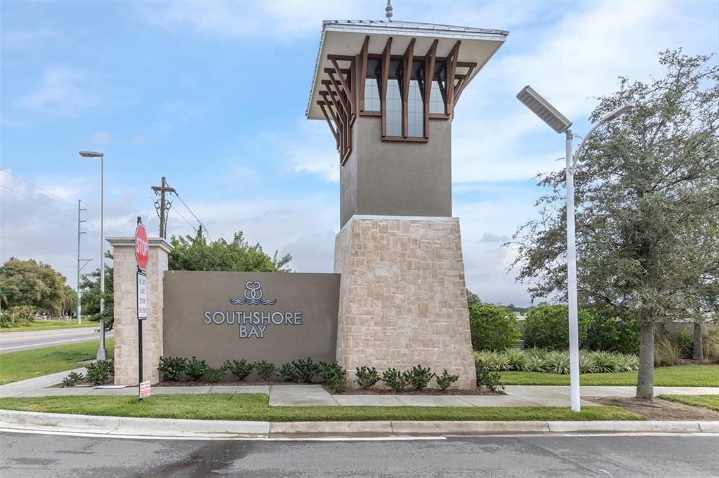 For Rent: $2,700 (4 beds, 2 baths, 2328 Square Feet)