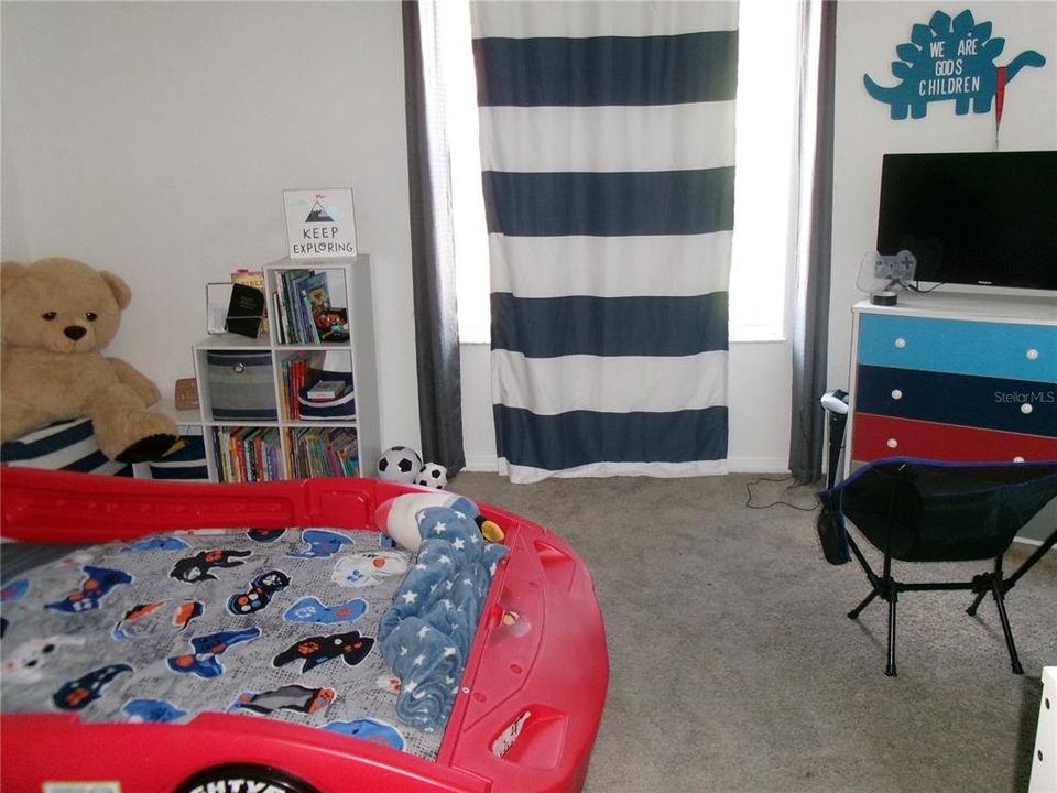 For Sale: $225,000 (2 beds, 1 baths, 1216 Square Feet)