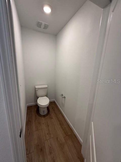 Active With Contract: $282,990 (3 beds, 2 baths, 1402 Square Feet)