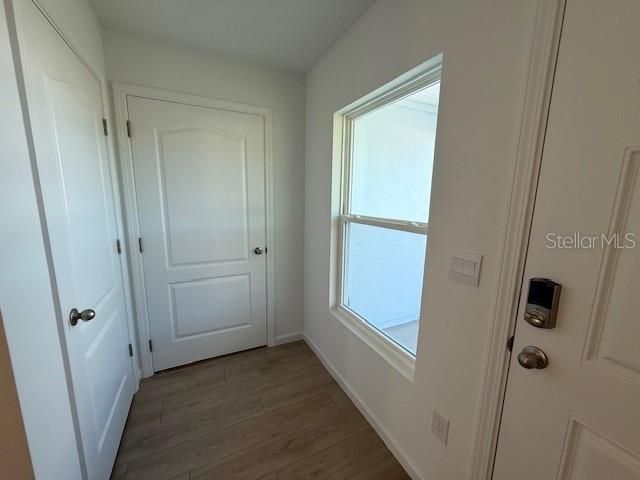 Active With Contract: $282,990 (3 beds, 2 baths, 1402 Square Feet)