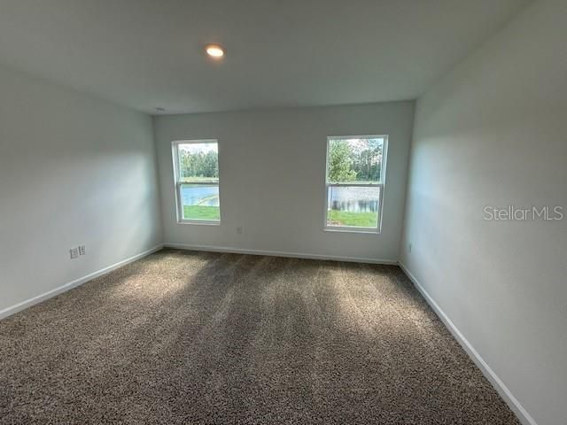 Active With Contract: $282,990 (3 beds, 2 baths, 1402 Square Feet)