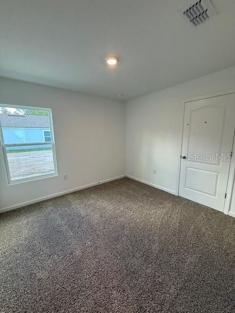 Active With Contract: $282,990 (3 beds, 2 baths, 1402 Square Feet)