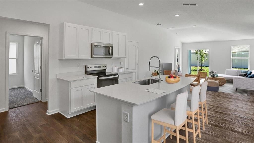 Active With Contract: $282,990 (3 beds, 2 baths, 1402 Square Feet)