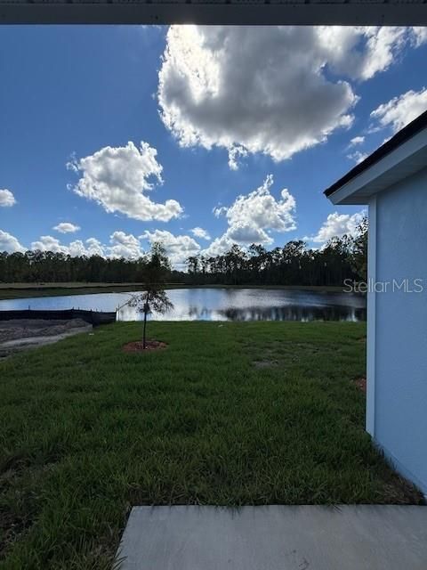 Active With Contract: $282,990 (3 beds, 2 baths, 1402 Square Feet)