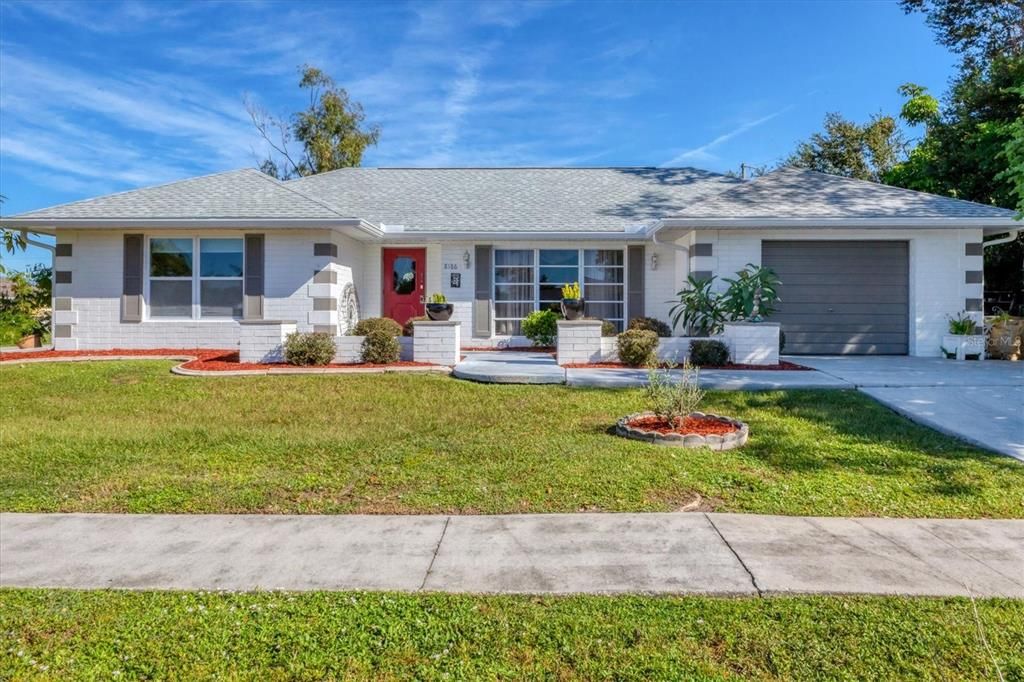 For Sale: $310,000 (3 beds, 2 baths, 1490 Square Feet)