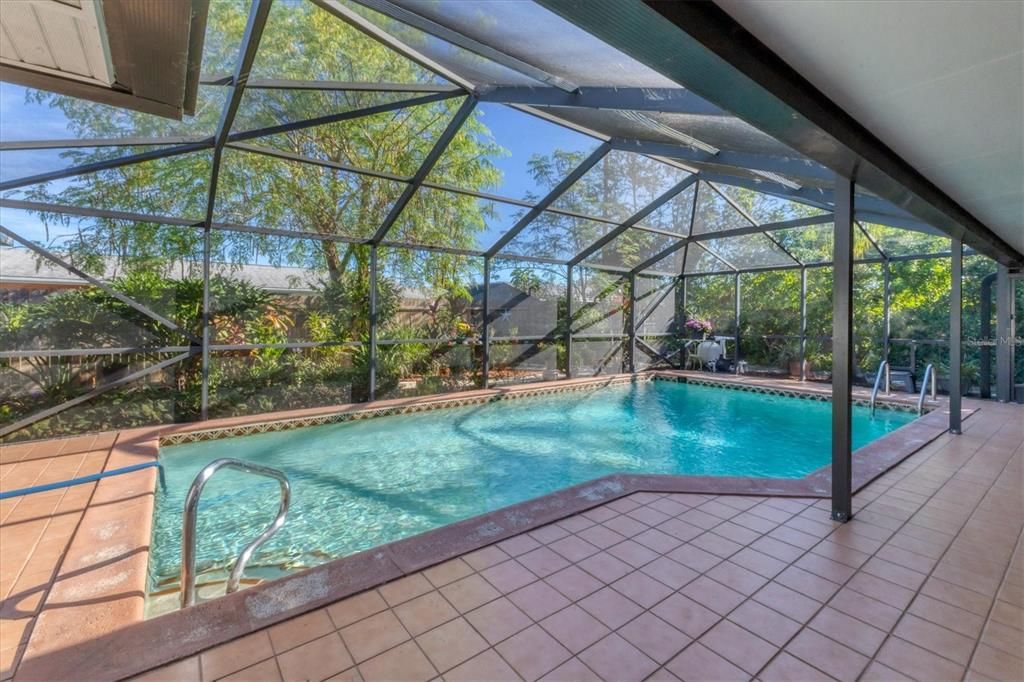 For Sale: $310,000 (3 beds, 2 baths, 1490 Square Feet)