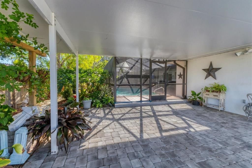 For Sale: $310,000 (3 beds, 2 baths, 1490 Square Feet)