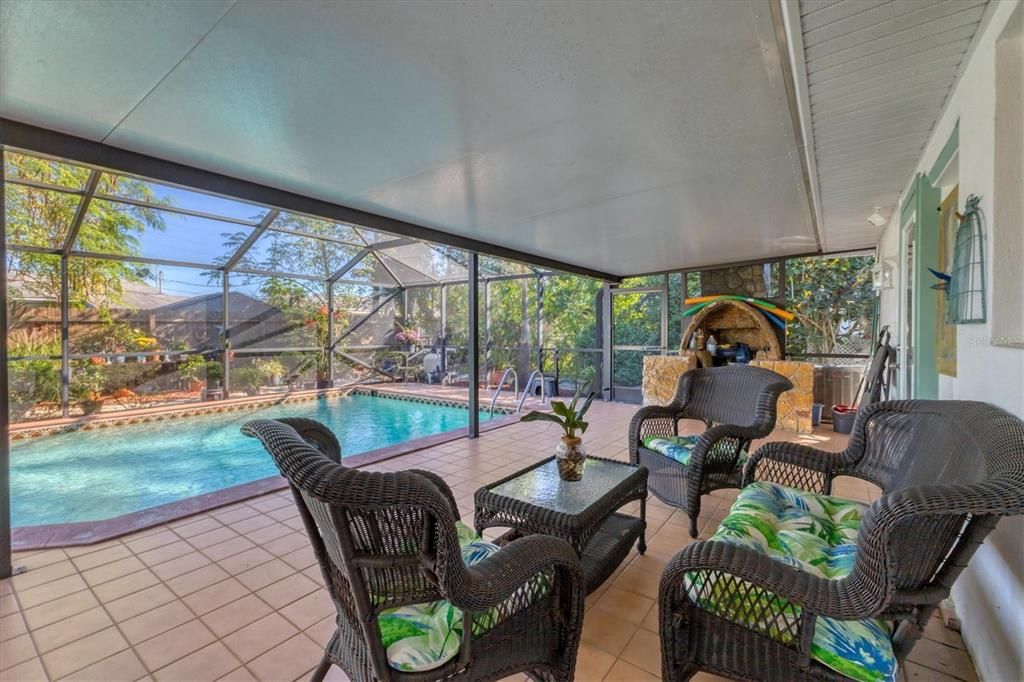 For Sale: $310,000 (3 beds, 2 baths, 1490 Square Feet)