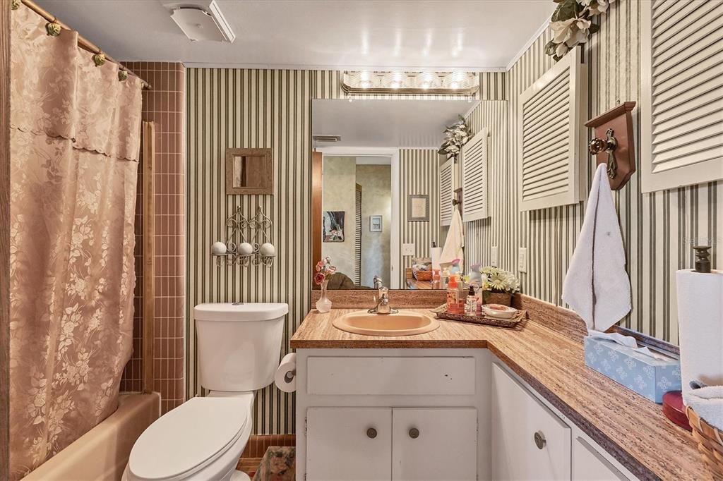 For Sale: $310,000 (3 beds, 2 baths, 1490 Square Feet)