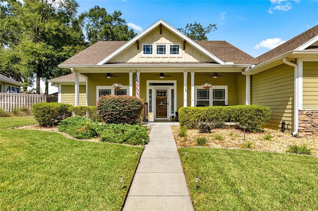 For Sale: $544,900 (3 beds, 2 baths, 2147 Square Feet)