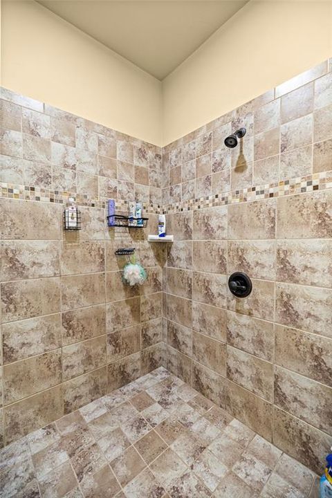 For Sale: $544,900 (3 beds, 2 baths, 2147 Square Feet)