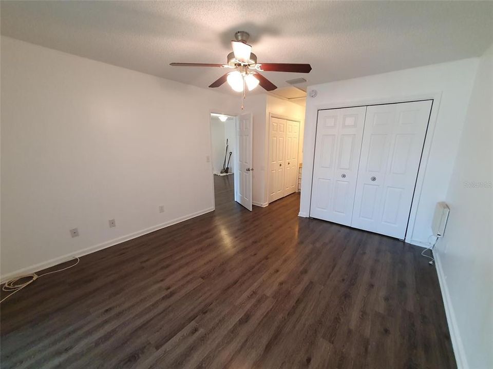 出租: $1,825 (2 贝兹, 2 浴室, 1000 平方英尺)