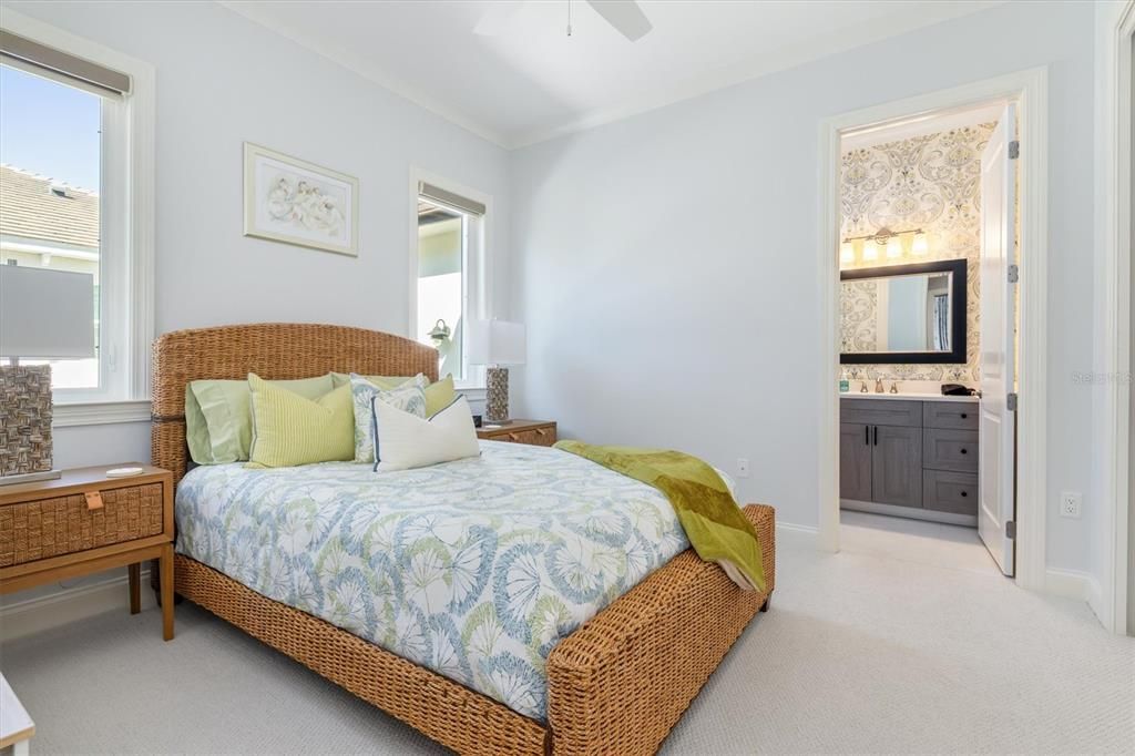 For Sale: $3,395,000 (4 beds, 3 baths, 2677 Square Feet)