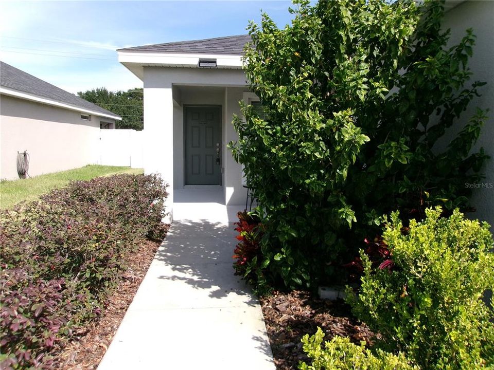 For Rent: $1,795 (3 beds, 2 baths, 1492 Square Feet)