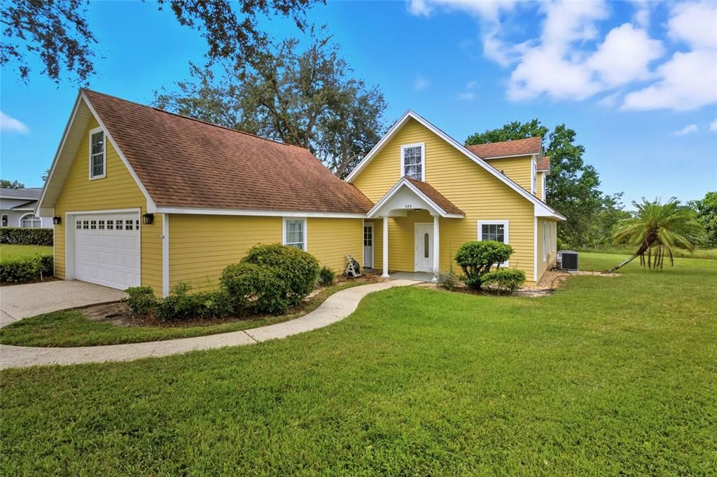 Active With Contract: $365,000 (3 beds, 2 baths, 2288 Square Feet)